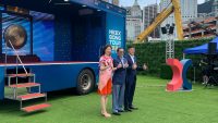 港交所25周年首推「金鑼巡禮」　唐家成︰「先H後A」可吸引更多國際投資者